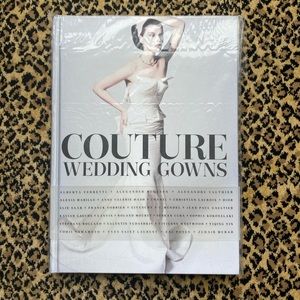 Couture Wedding Gowns book (NWT)